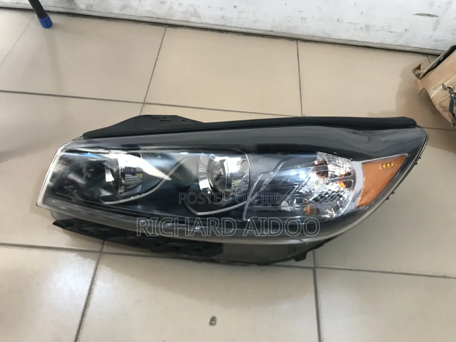 Kia Sorento 2019 Headlight Home Used Available
