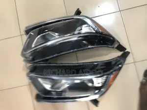 Honda Cr-v 2018 Headlight Home Used American Type Available