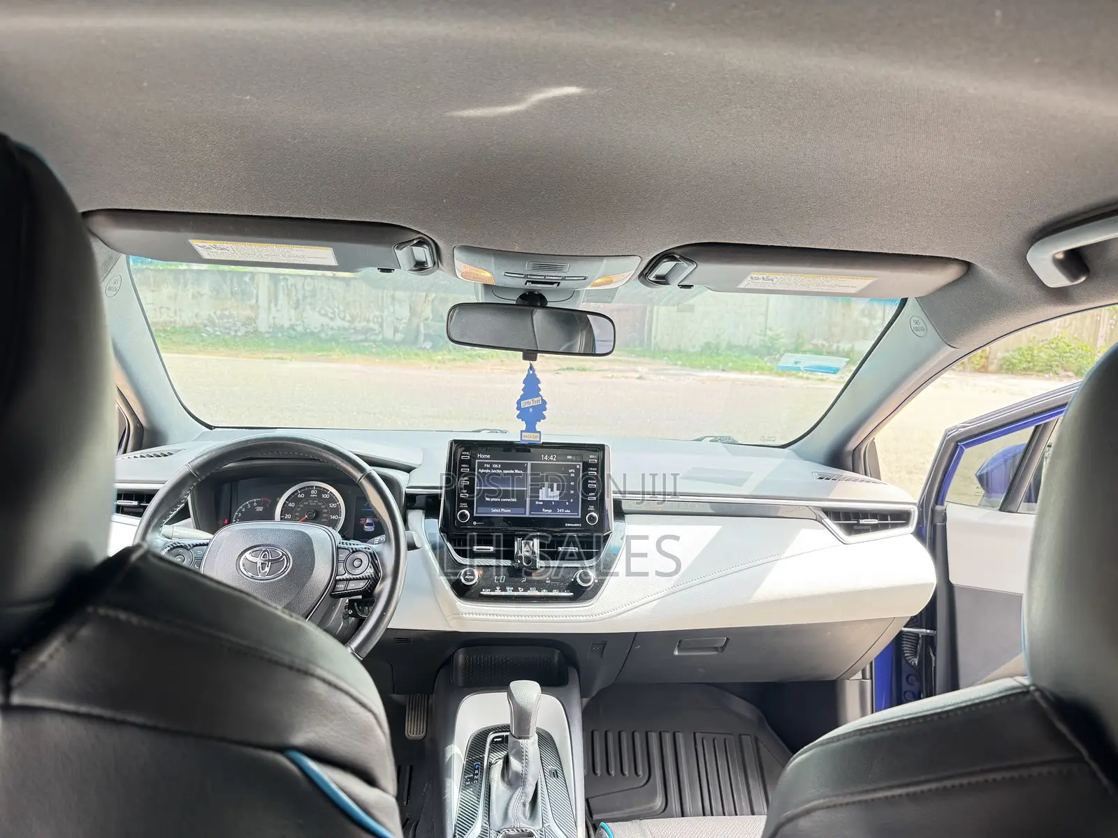Toyota Corolla SE 2020 Blue
