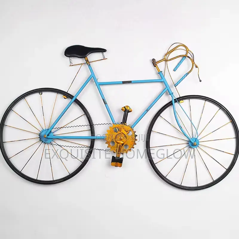 Vintange-Style Metal Bicycle Wall Art Piece With Added String Lights