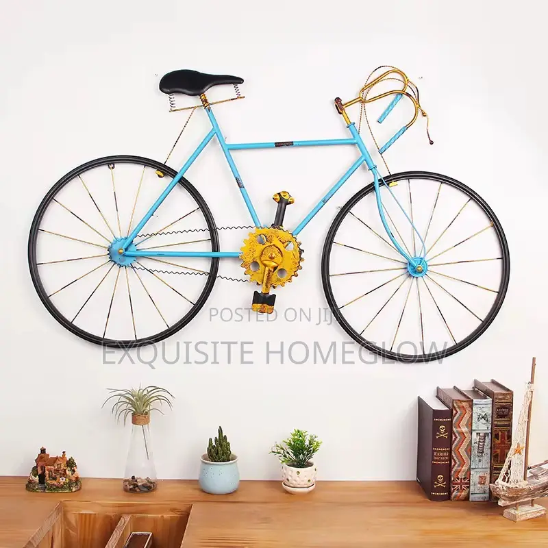 Vintange-Style Metal Bicycle Wall Art Piece With Added String Lights