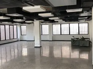 145sqm Office Space Cantonment