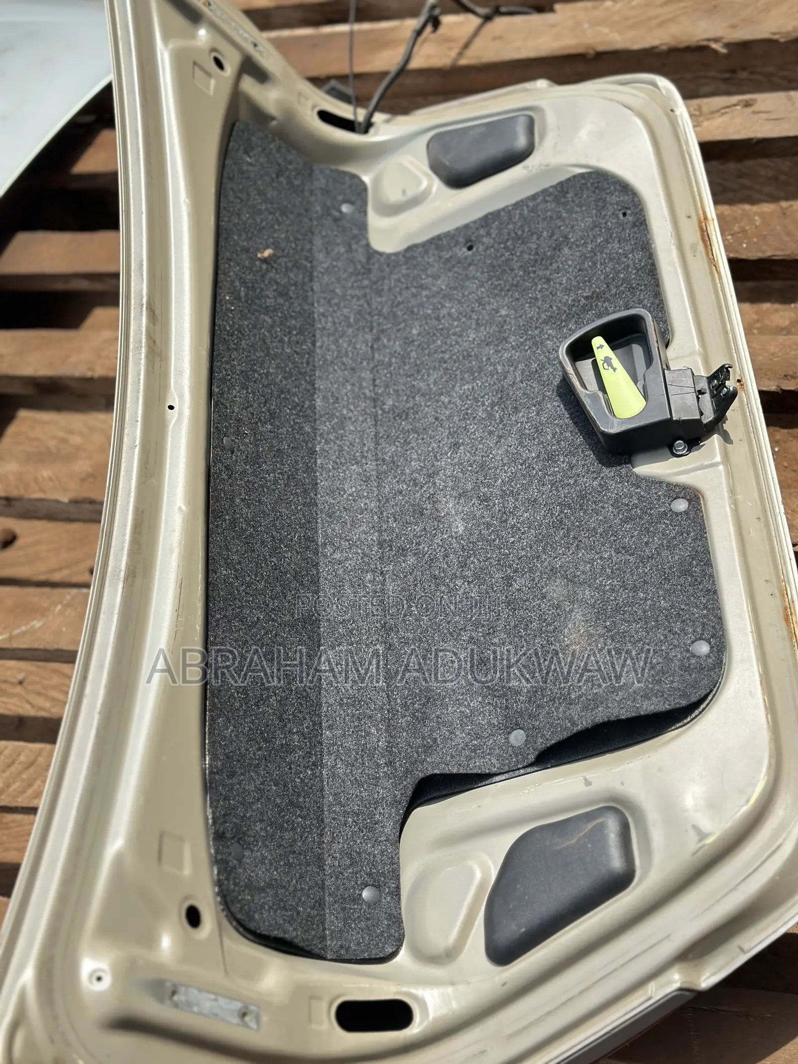 Toyota Corolla 205-2010 Boot/Tailgate