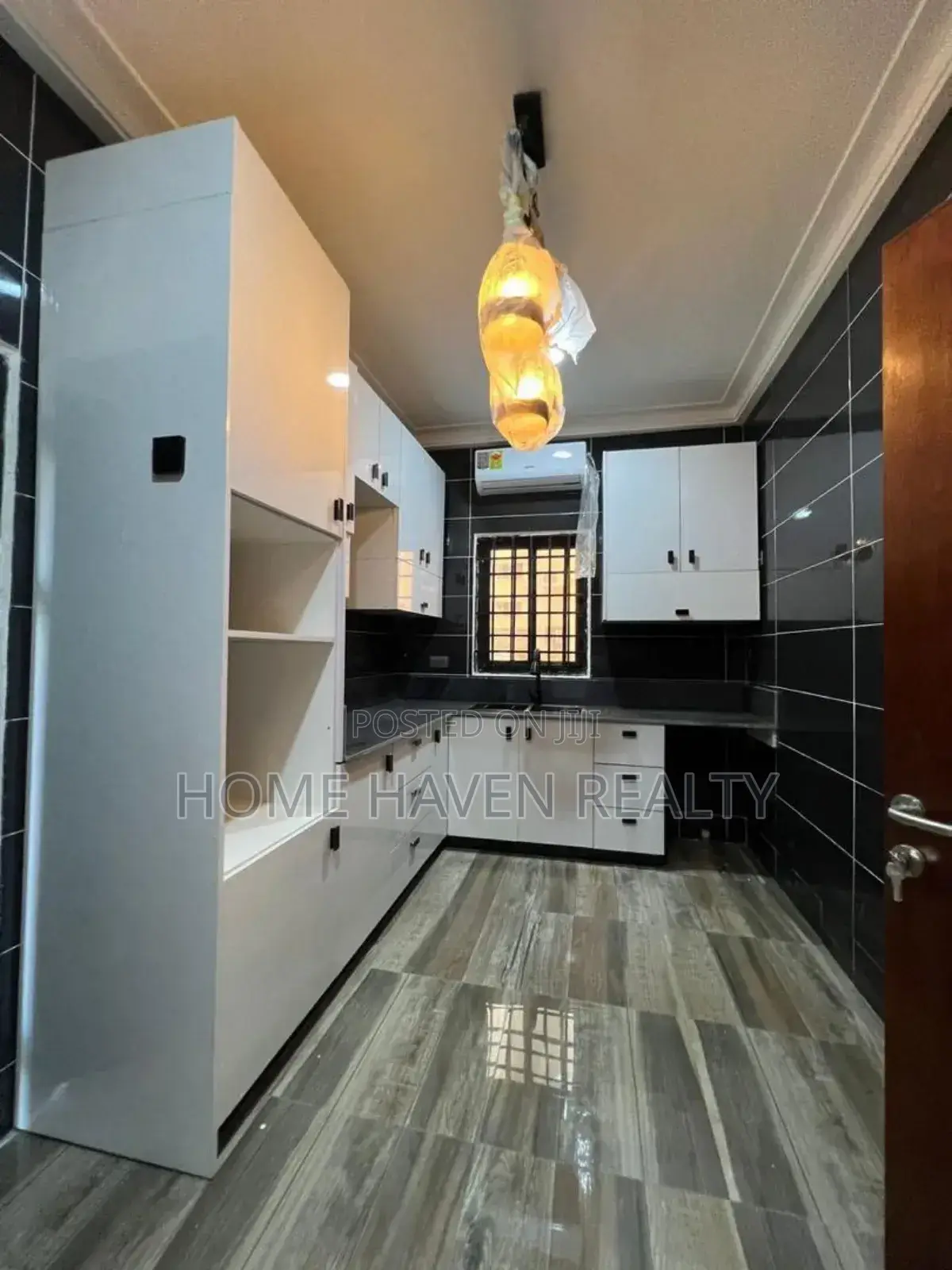 4bdrm House in Ogbojo, East Legon for sale