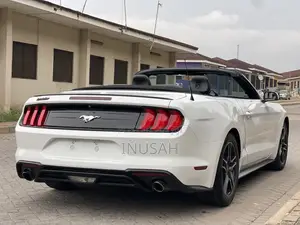 Ford Mustang EcoBoost Premium 2021 White