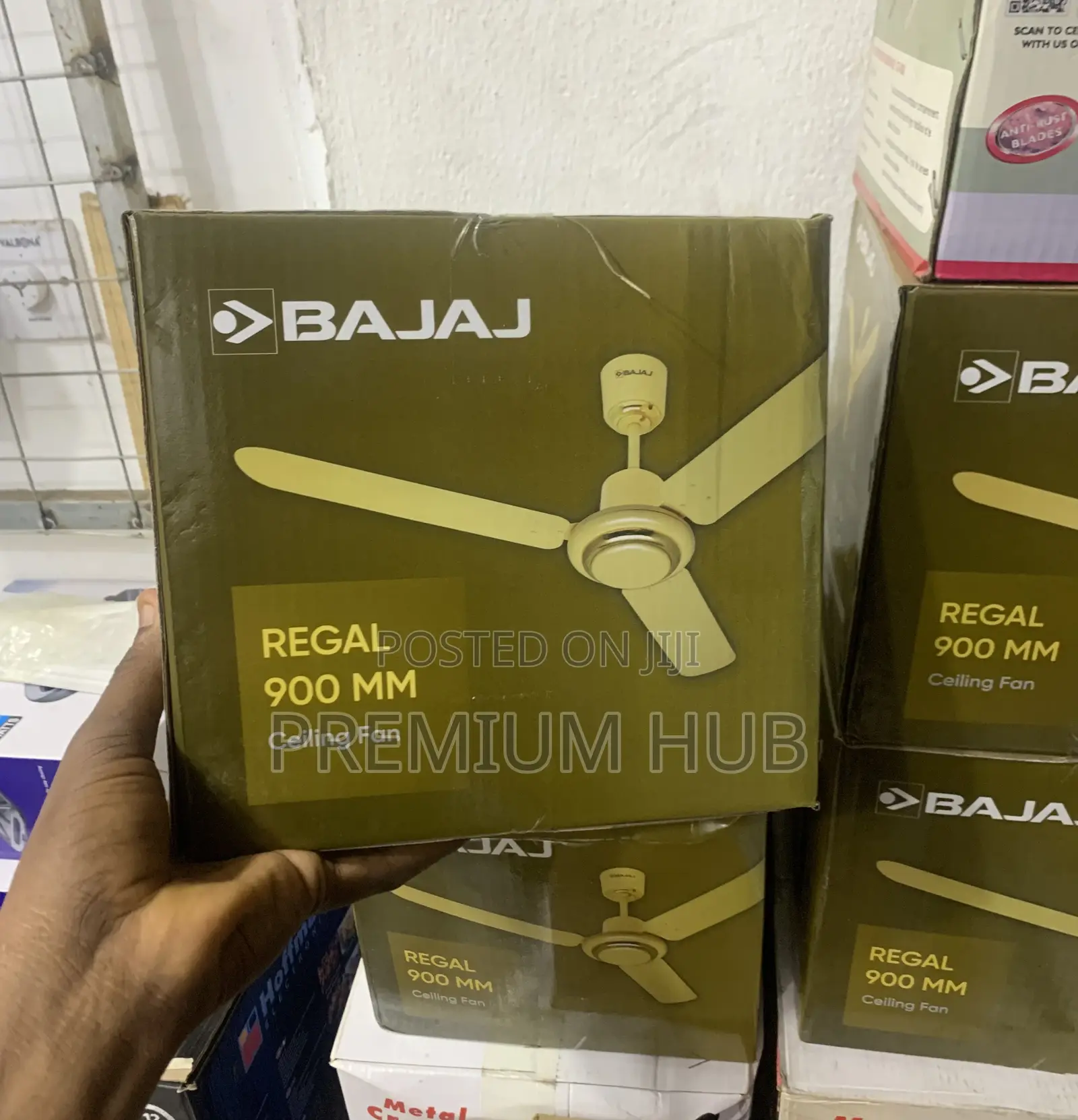 Bajaj Regal 900mm (Medium)
