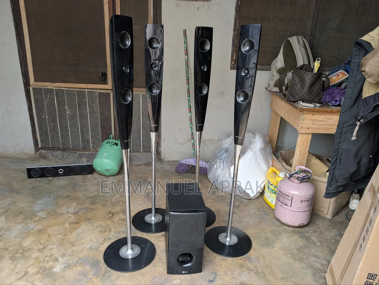 Lg Champagne Speakers