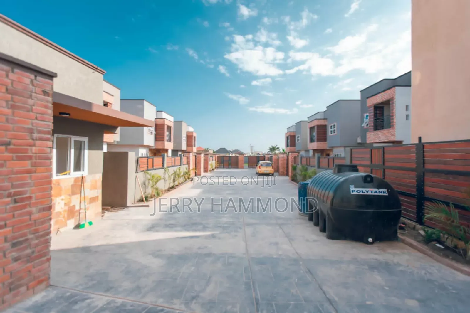 4bdrm House in Adjiringanor Ultra, East Legon for sale