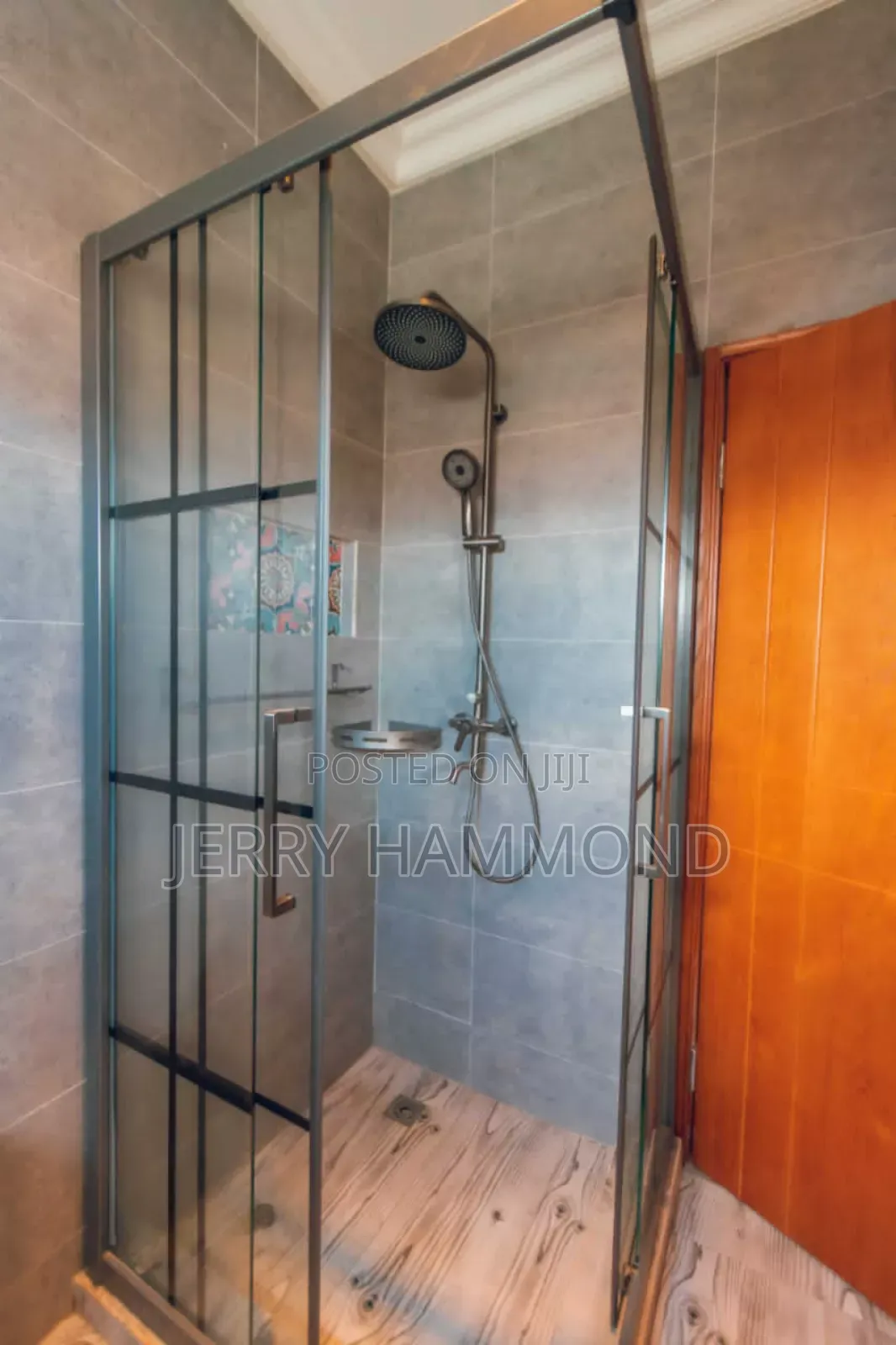 4bdrm House in Adjiringanor Ultra, East Legon for sale