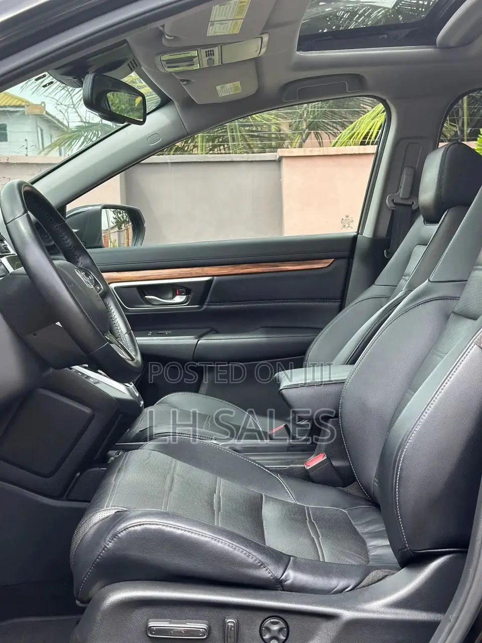 Honda CR-V Touring AWD 2018 Black