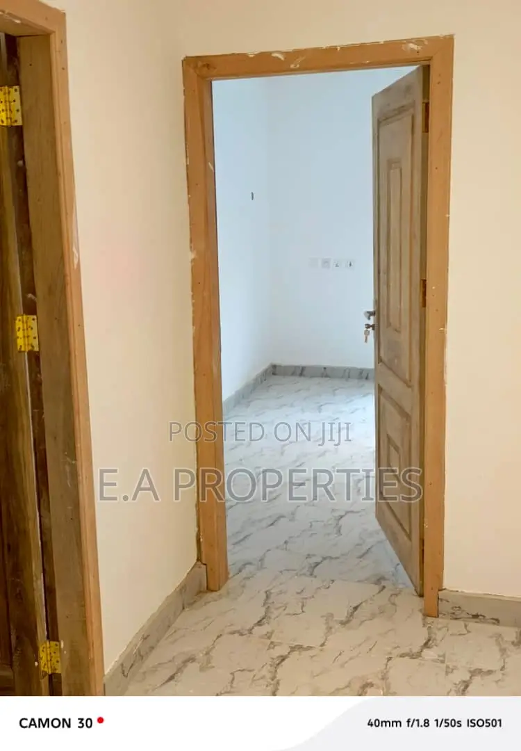 2bdrm Apartment in E A Propertied, Malejor for rent