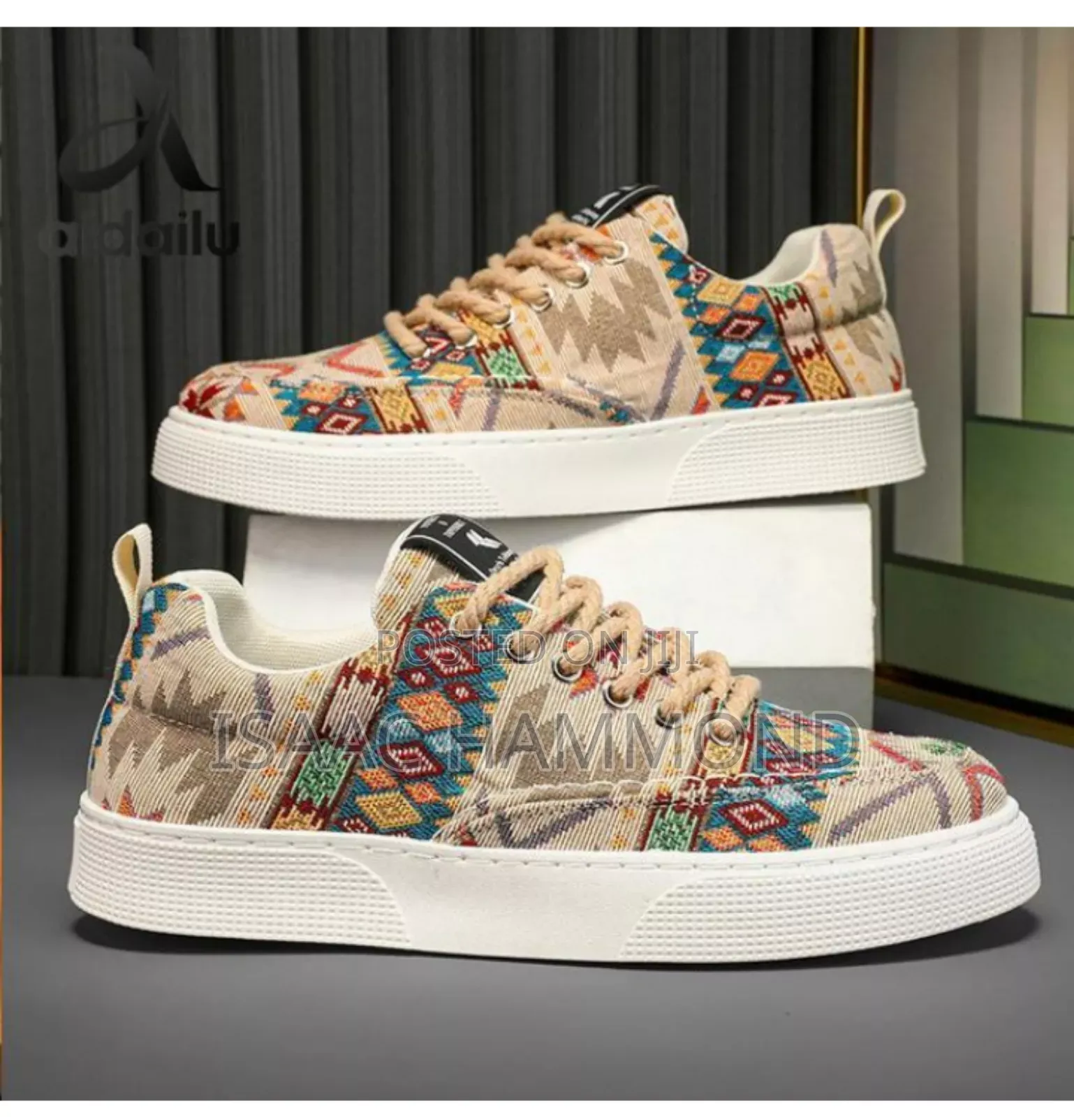 Elegant Vintage Fabric Sneakers