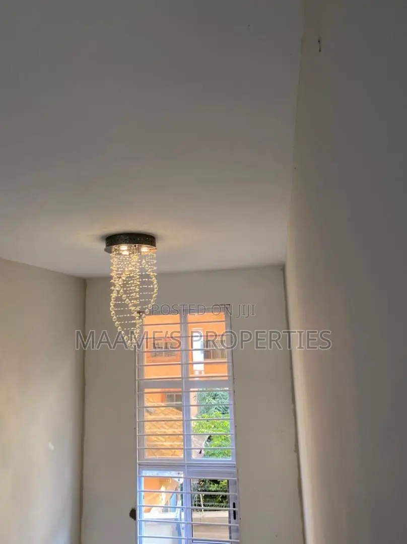 5bdrm Duplex in Airport Residential Area for sale