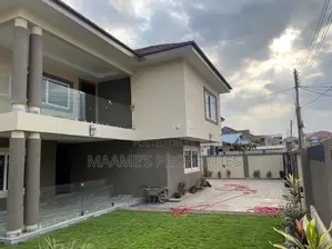 5bdrm Duplex in Airport Residential Area for sale