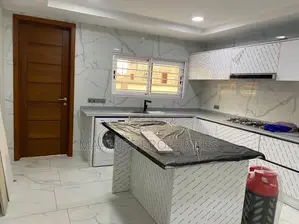 5bdrm Duplex in Airport Residential Area for sale