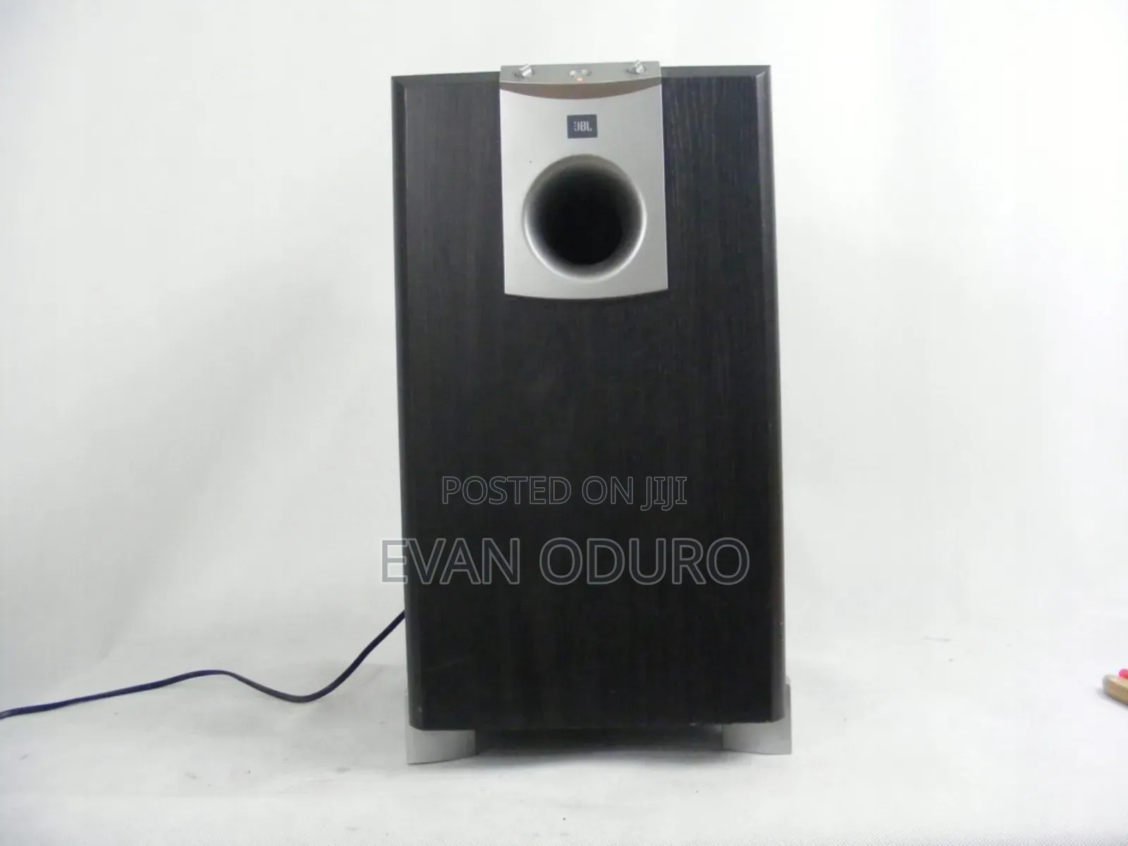 Powerful JBL Active Subwoofer Deep Warm Bass Perfect Condition