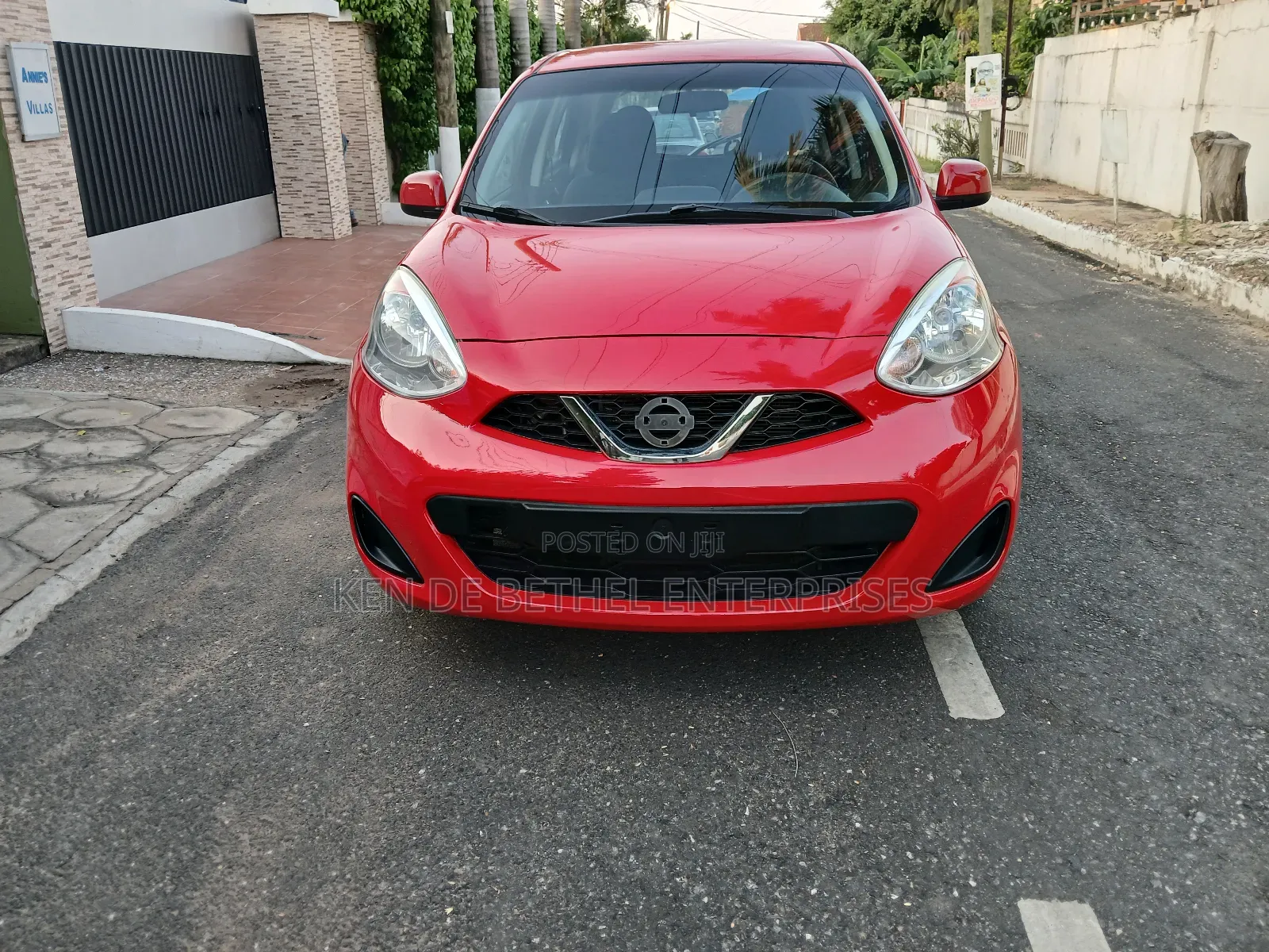Nissan Micra 2016 Red