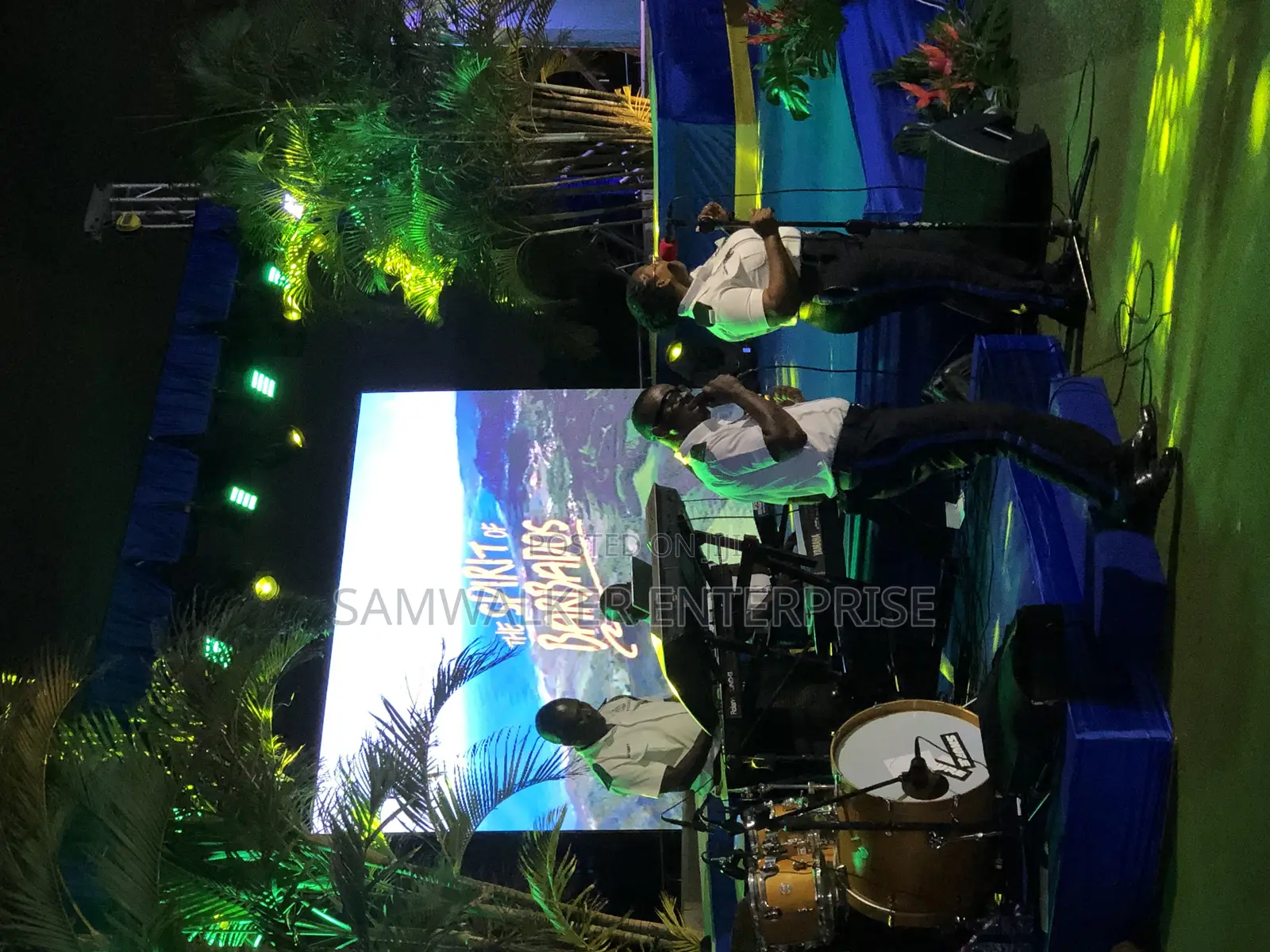 Stage Lighting With Special Light Effects in Good and Quality Setup