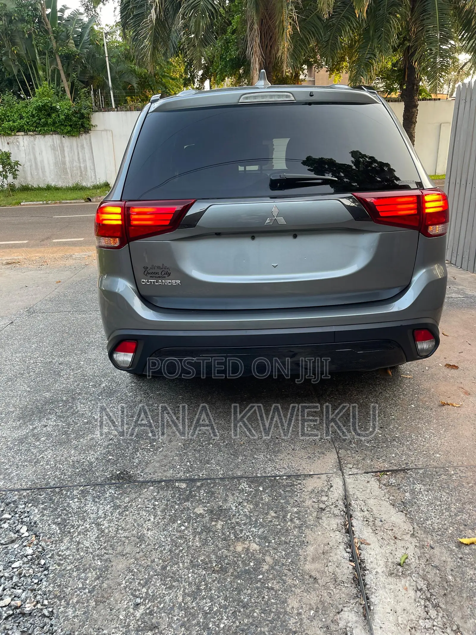 Mitsubishi Outlander 2.4 PHEV AWD 2020 Gray