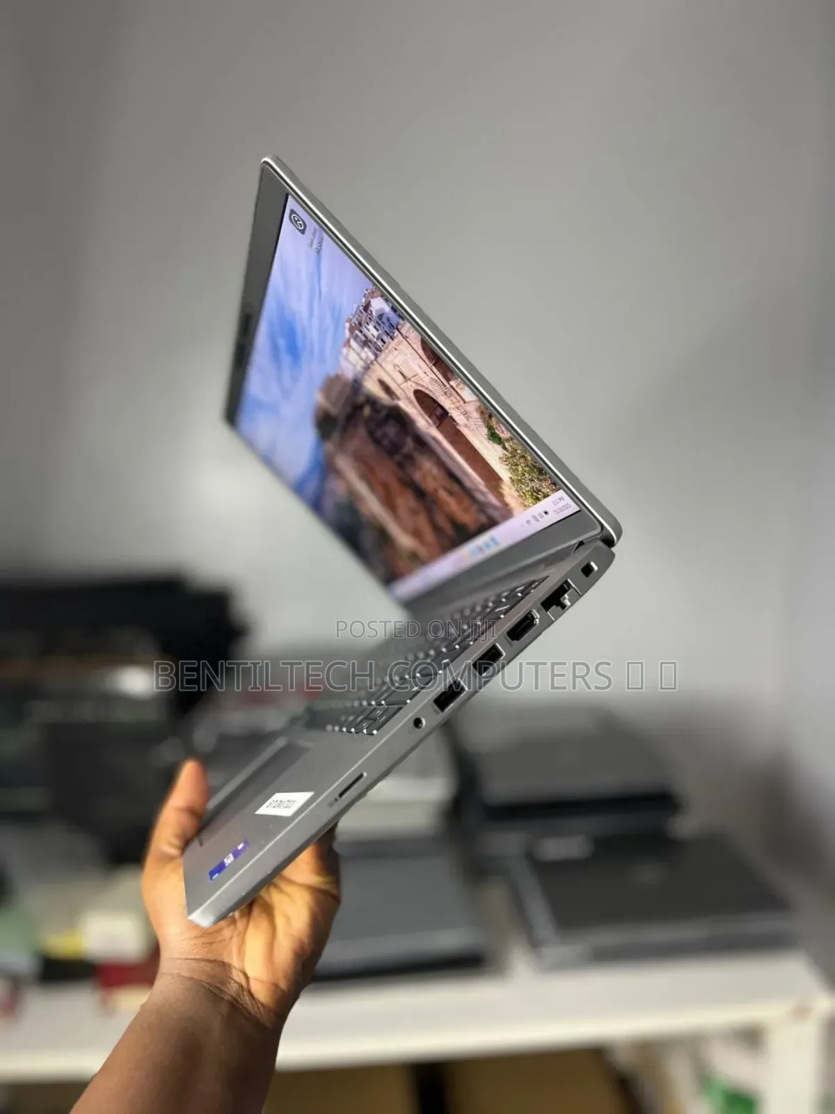Laptop Dell Latitude 5420 16GB Intel Core i7 SSD 256GB