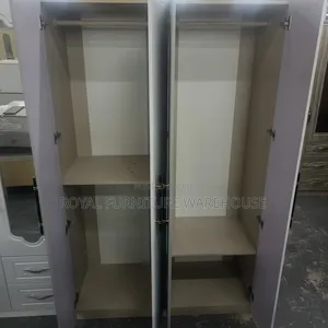 4 Feet Wooden Wardrobe