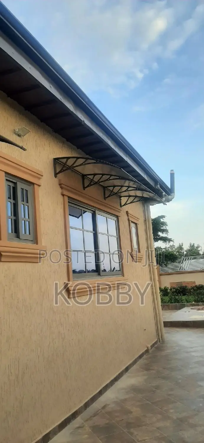 1.5meter * 1meter Awning Canopy