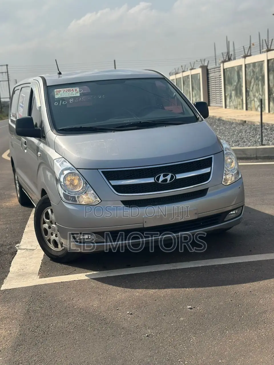 Hyundai Starex 2013 Gray