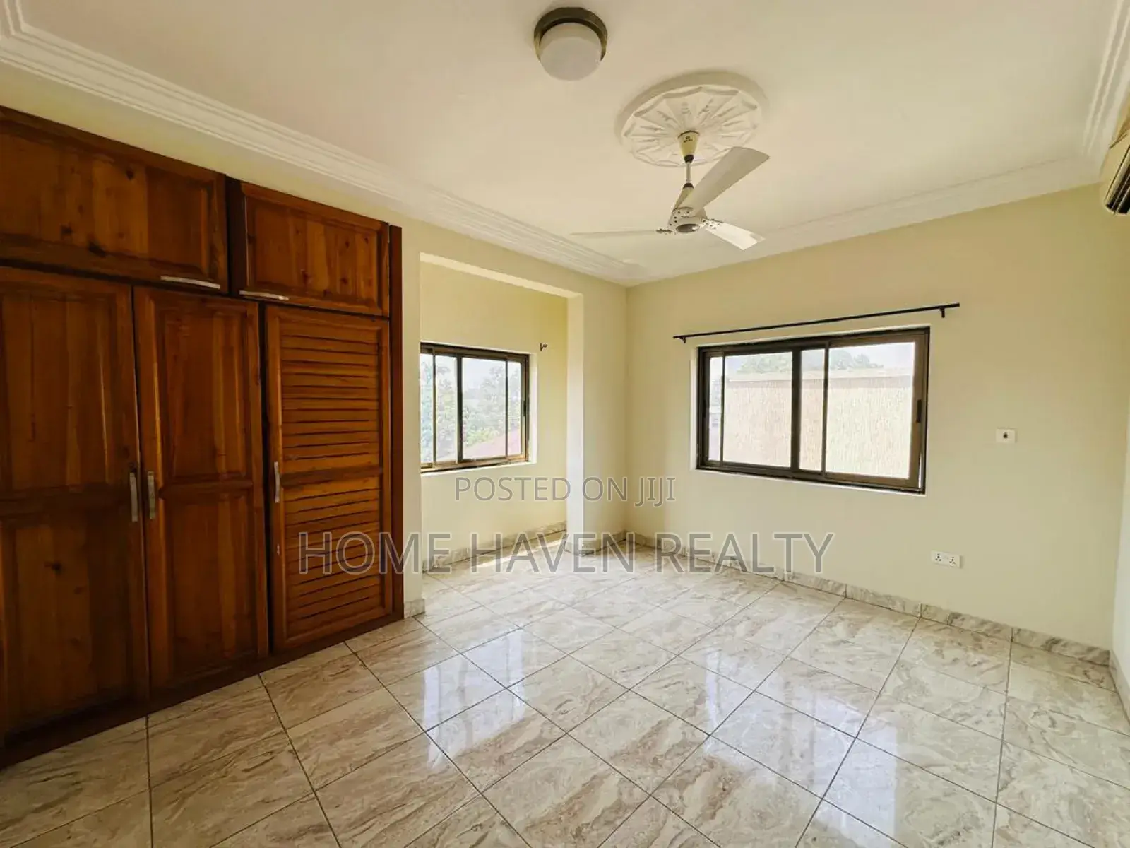 3bdrm Apartment in Dzorwulu for rent
