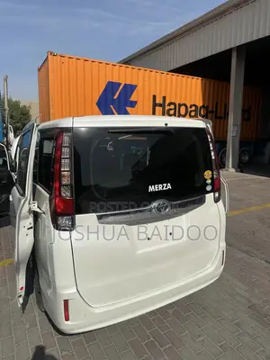 Toyota Voxy 2014 White