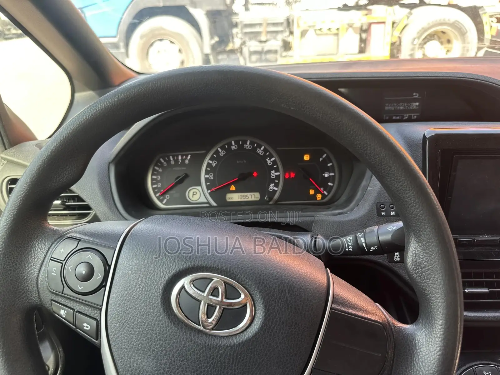 Toyota Voxy 2014 White