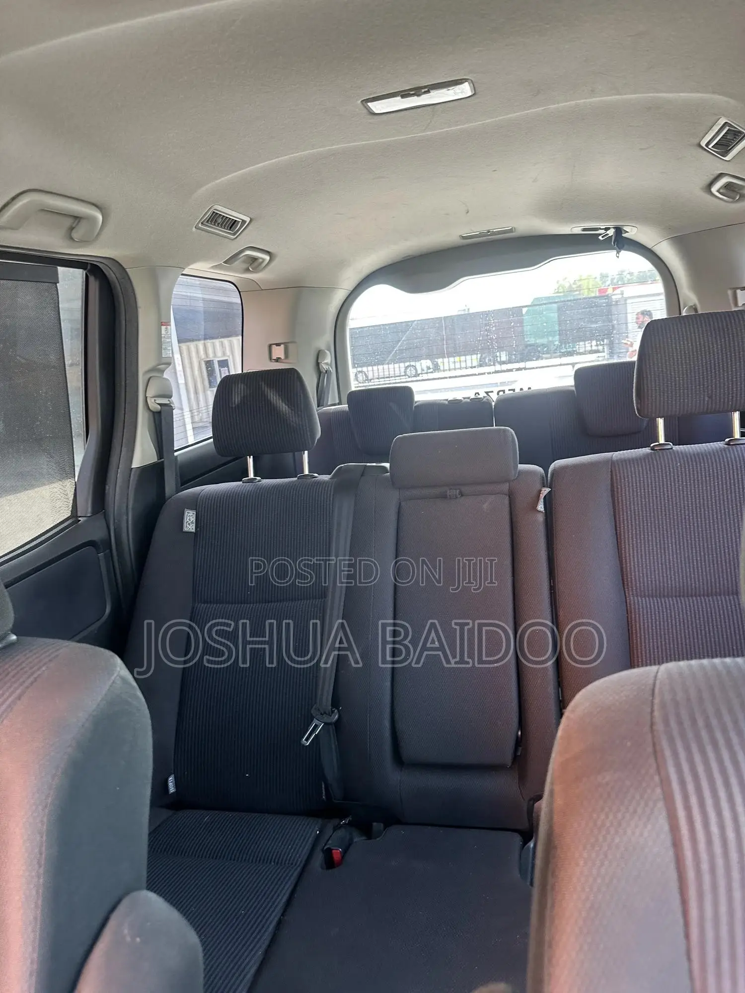 Toyota Voxy 2014 White