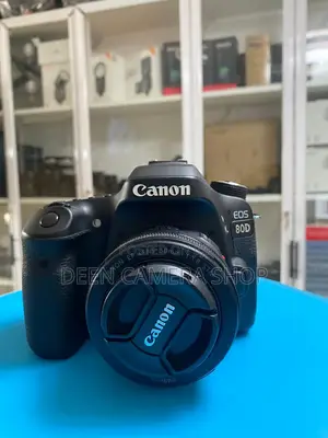 Canon Eos 80d (Dslr)