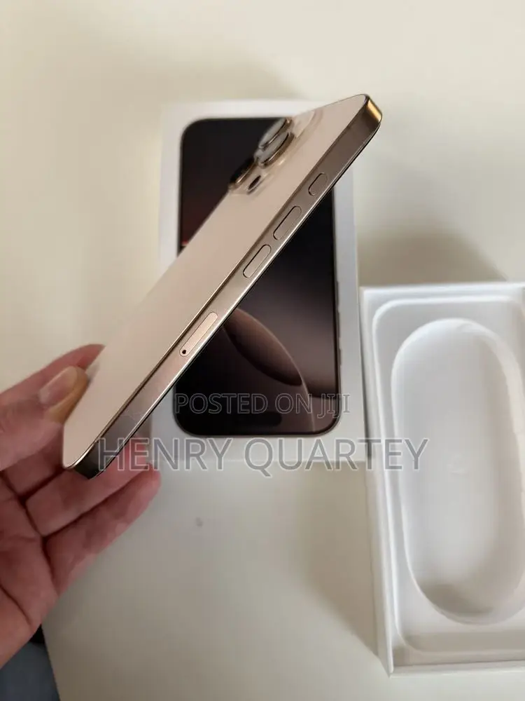 Apple iPhone 16 Pro Max 512 GB Gold