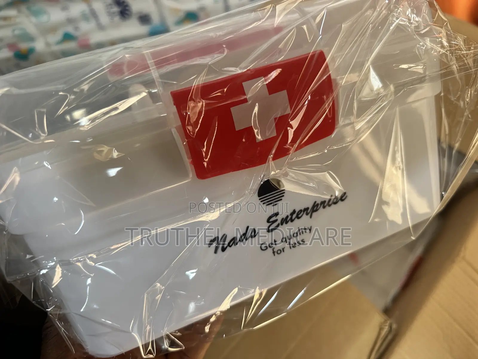 First Aid Box(Unpacked/Plastic)