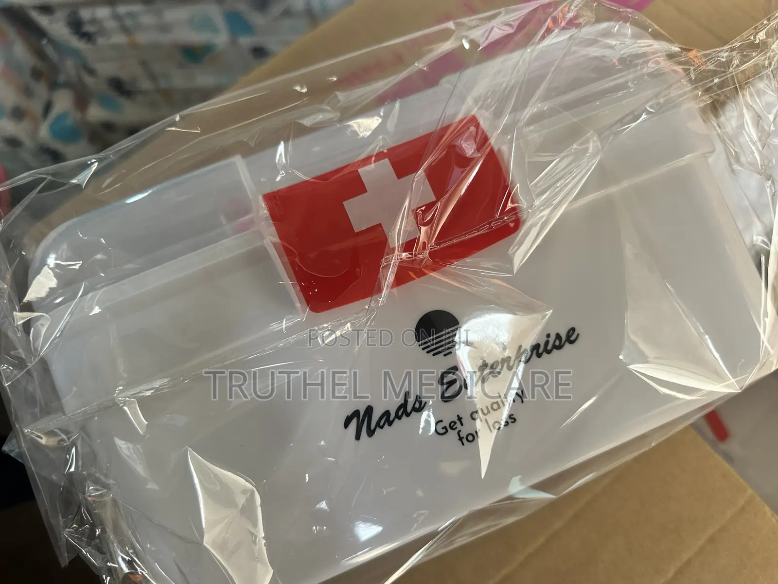 First Aid Box(Unpacked/Plastic)