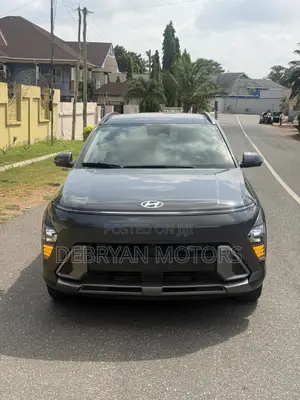 Hyundai Kona Limited 2024 Gray