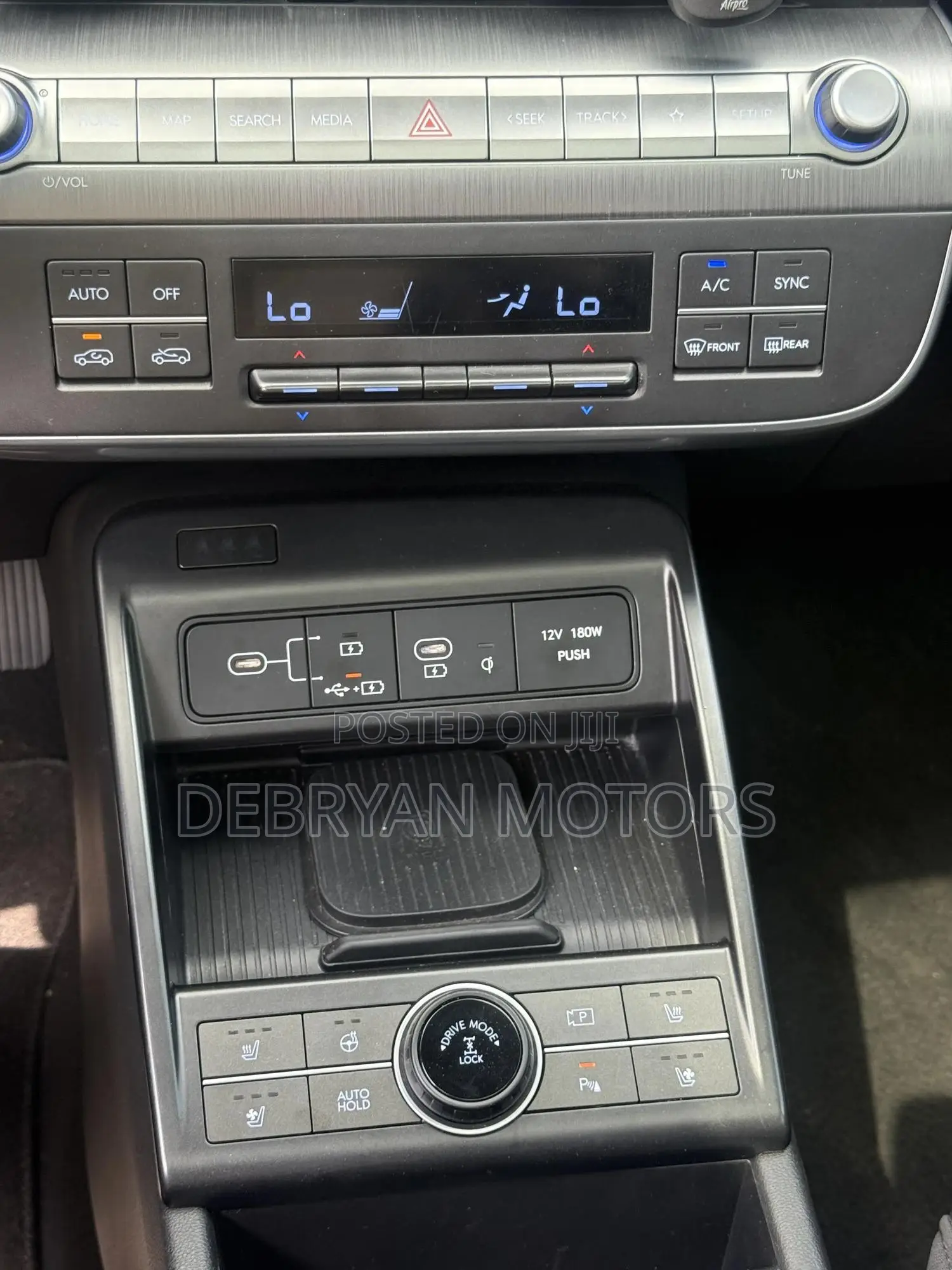 Hyundai Kona Limited 2024 Gray