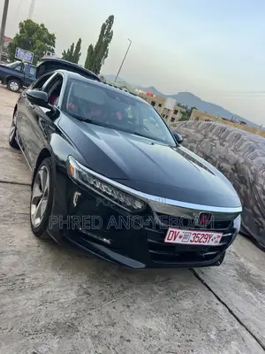 Honda Accord Touring 2.0T 2018 Black