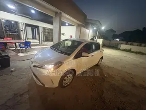 Toyota Vitz 1.5 FWD 5dr 2016 White