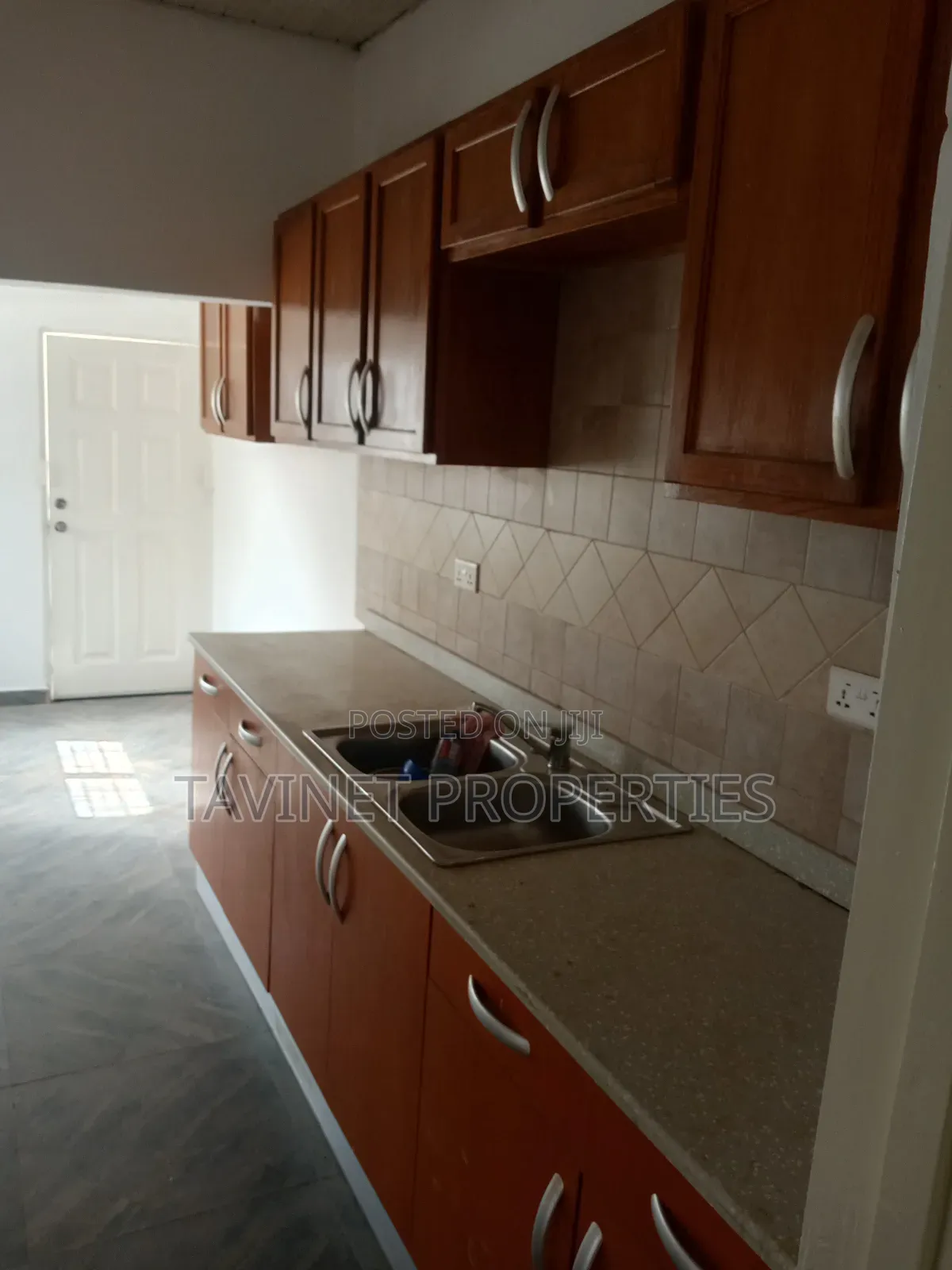 3bdrm House in Nmai-Dzorn for rent