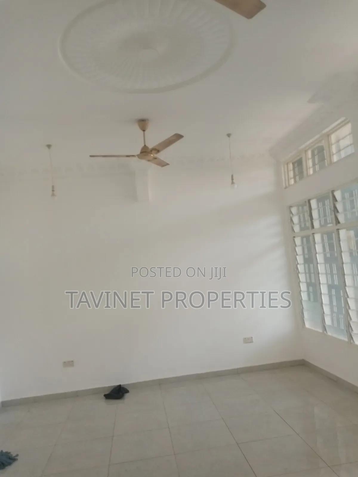 3bdrm House in Nmai-Dzorn for rent