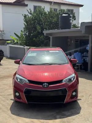 Toyota Corolla 2015 Red