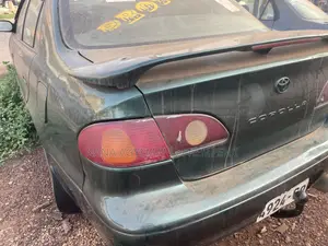 Toyota Corolla Sedan 2004 Green