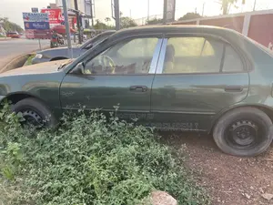 Toyota Corolla Sedan 2004 Green