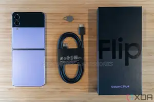 New Samsung Galaxy Z Flip4 256 GB Black