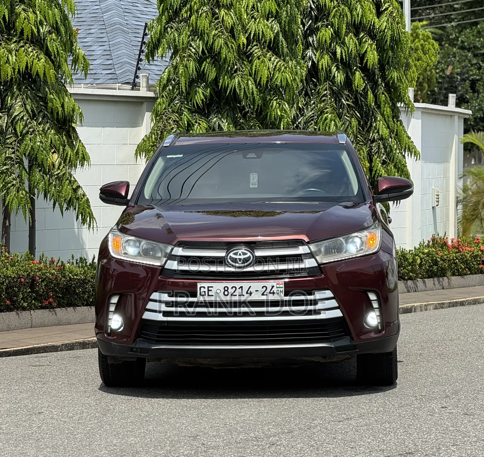 Toyota Highlander XLE 4x4 V6 (3.5L 6cyl 8A) 2018 Burgundy