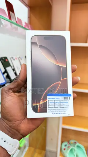 New Apple iPhone 16 Pro Max 256 GB Gold
