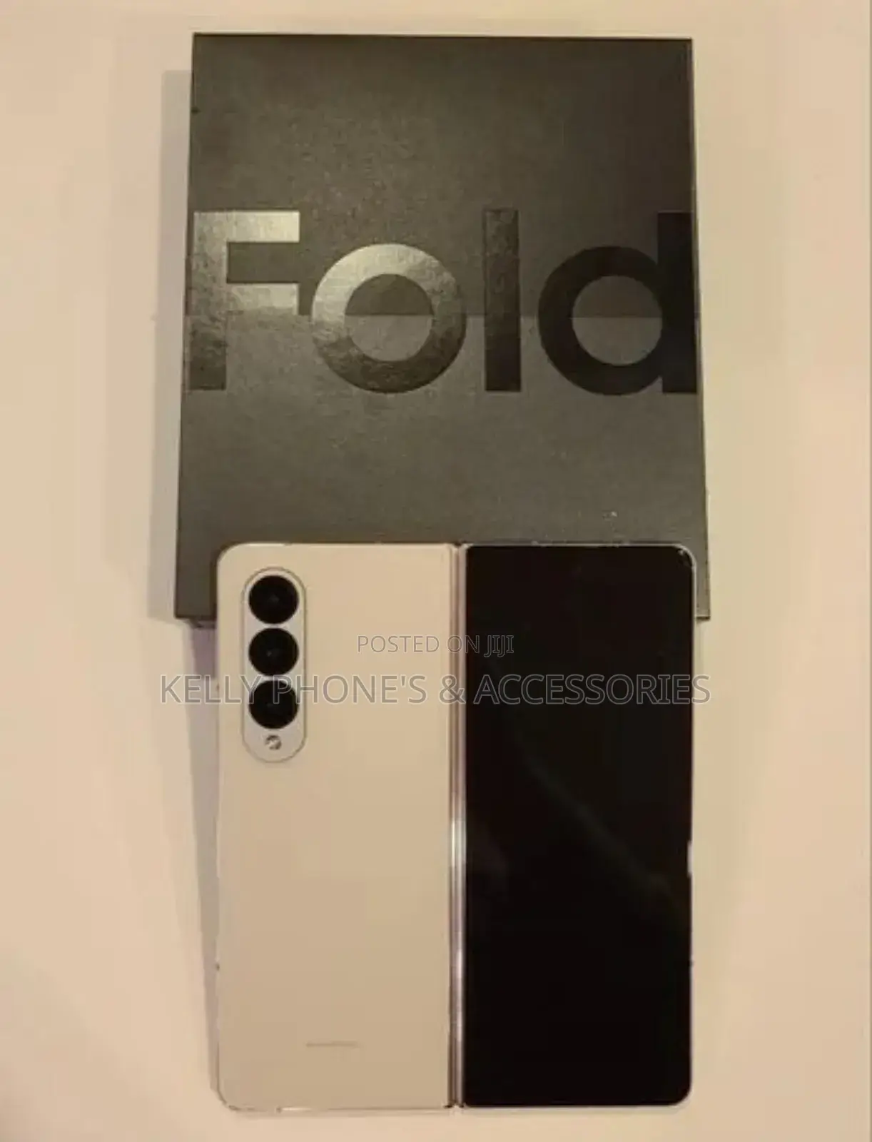 New Samsung Galaxy Z Fold4 256 GB White