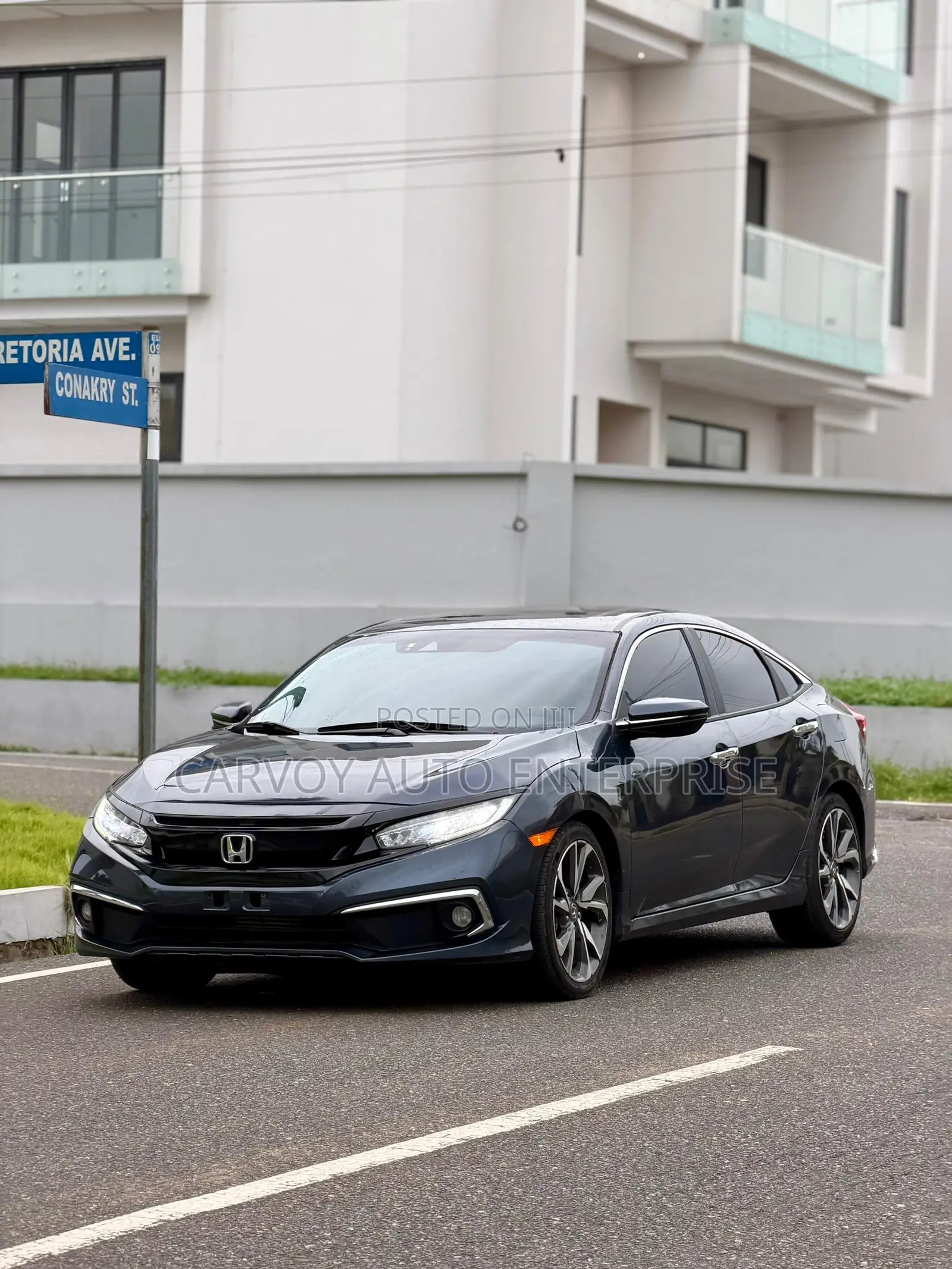 Honda Civic Touring Sedan 2019
