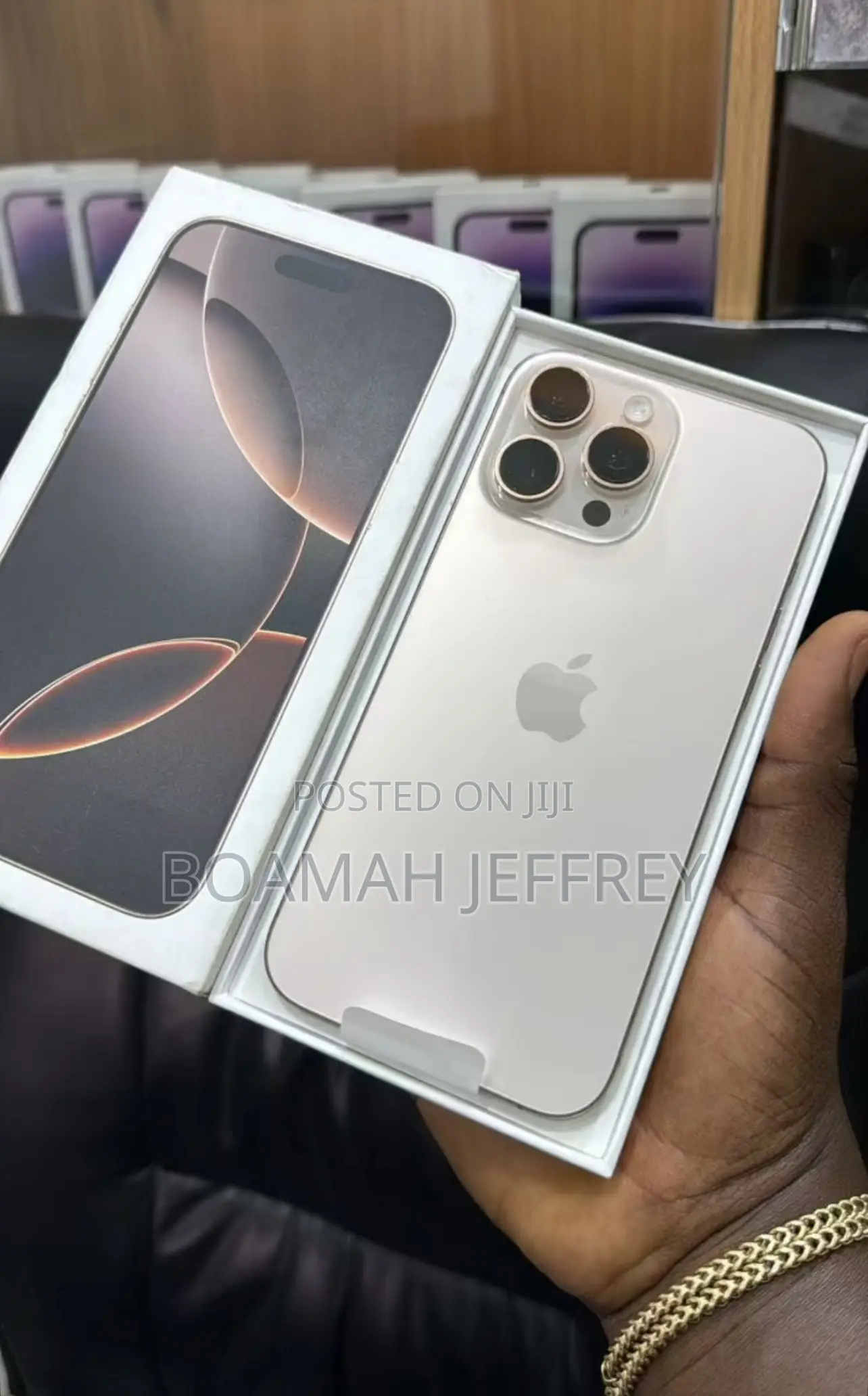 New Apple iPhone 16 Pro Max 256 GB Gold